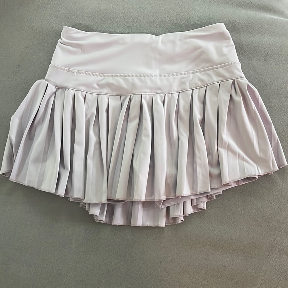 Goldhinge skirt